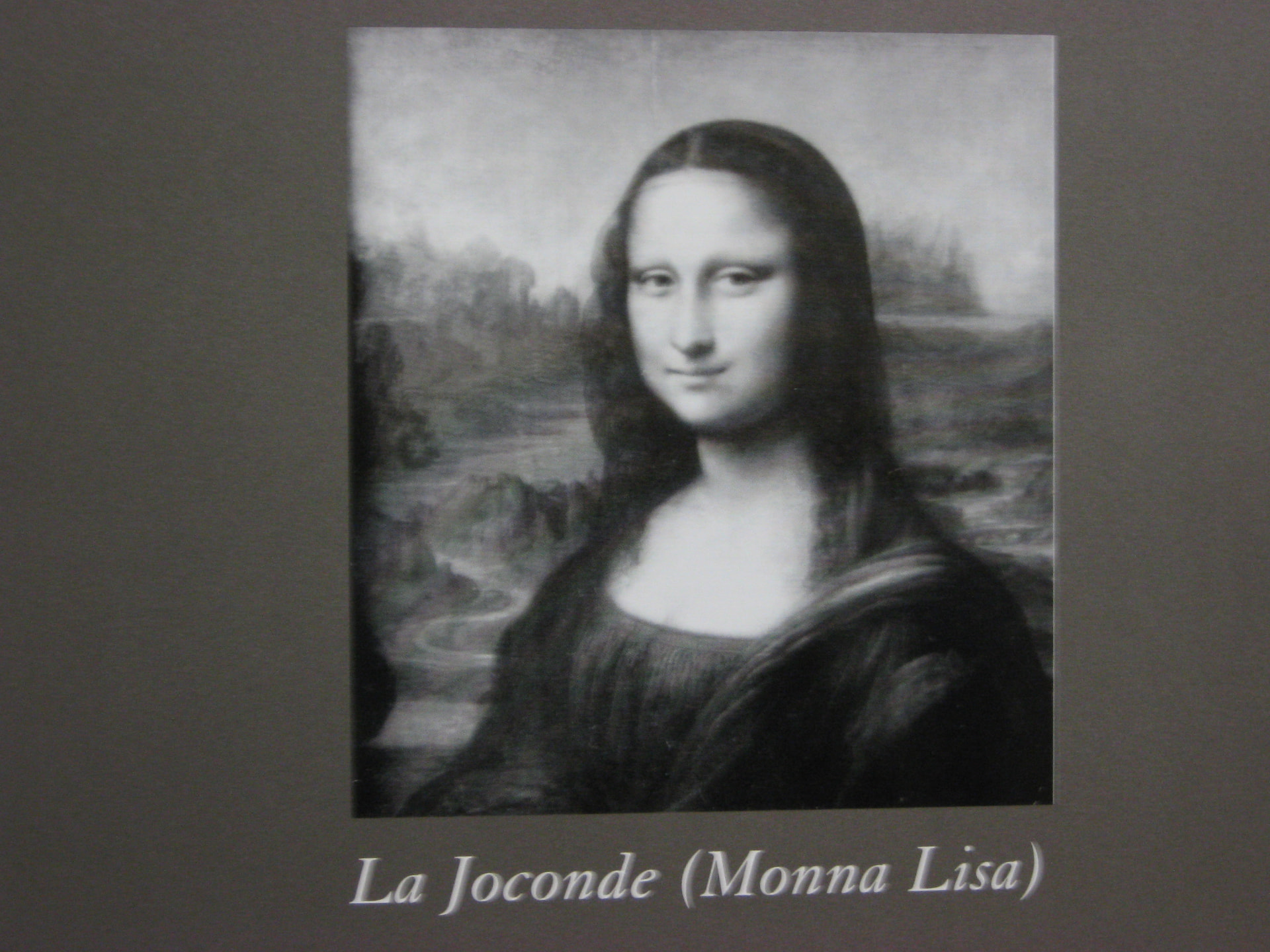 Mona Lisa at the Louvre · লুভরে মোনা লিসা, Paris, France